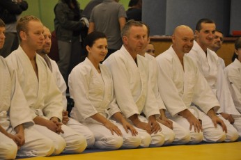 2012 10 trening aikido007