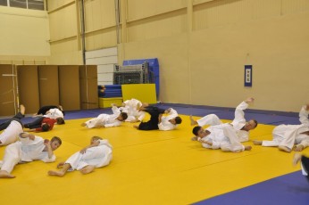 2012 10 trening aikido046