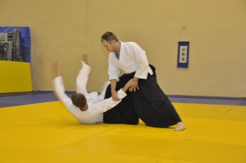 2012 10 trening aikido052