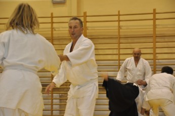 2012 10 trening aikido073